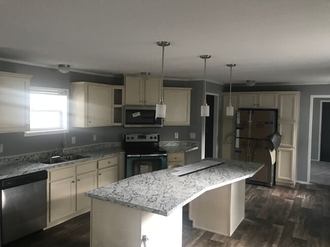 Photo - Shadeland Estates