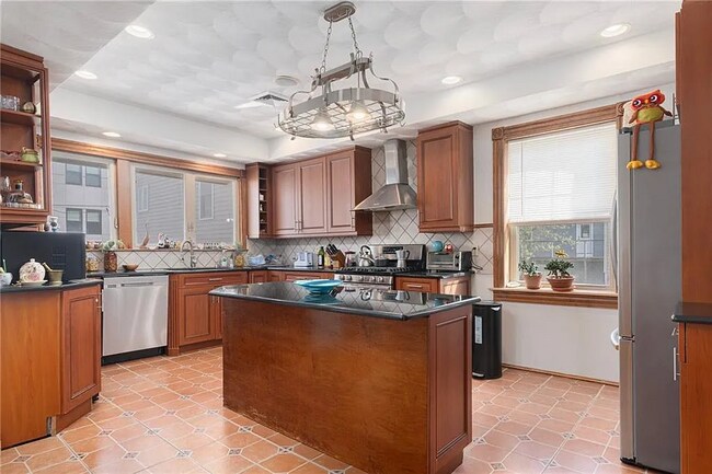 Photo - 18 Piedmont St Unit Fl 2