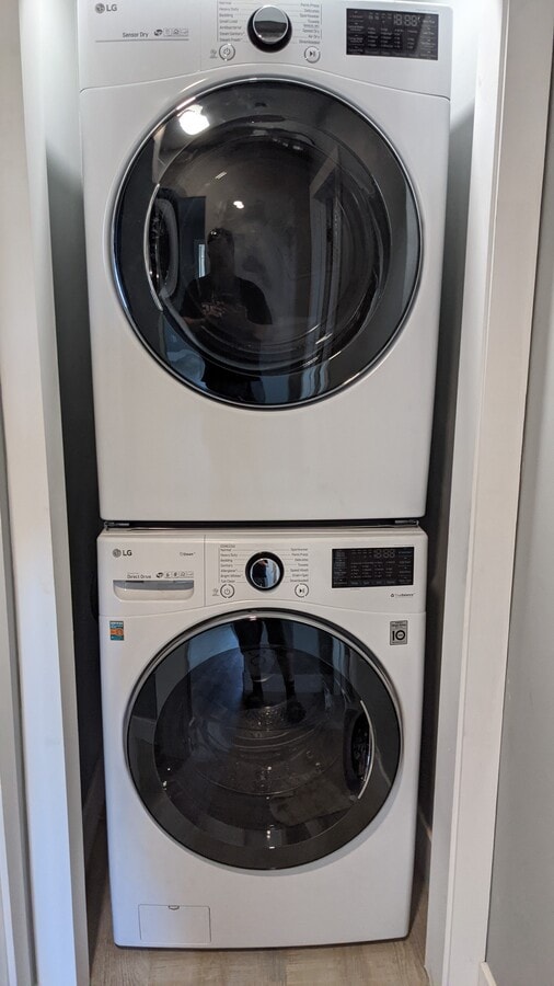 Photo - 320 Osmun Ave