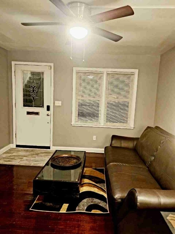 Photo - 1086 Tunbridge Rd