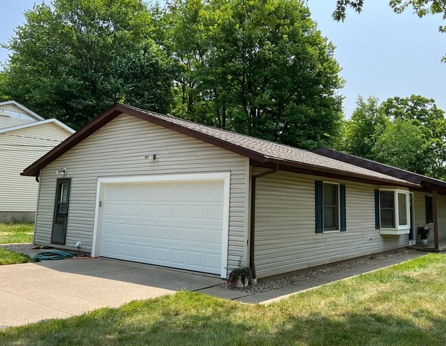 Two Car Attached Garage - 612 Acorn Pl