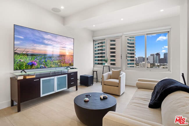 Building Photo - 10501 Wilshire Blvd Unit 1605 Rental