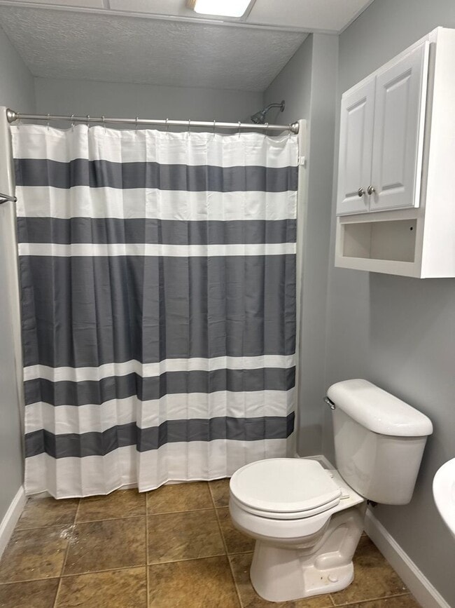 Photo - 620 Garvey Ln