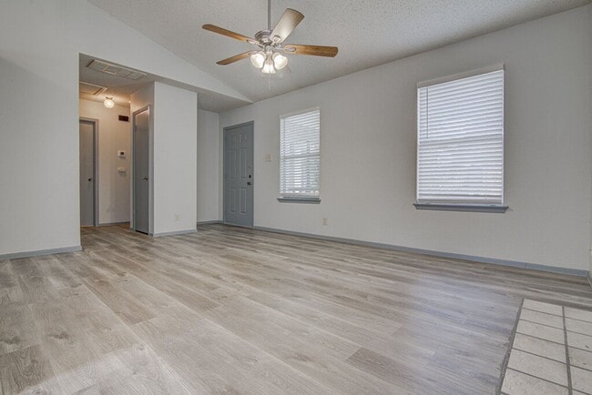 Photo - 9624 Sugar Hill Dr Unit A
