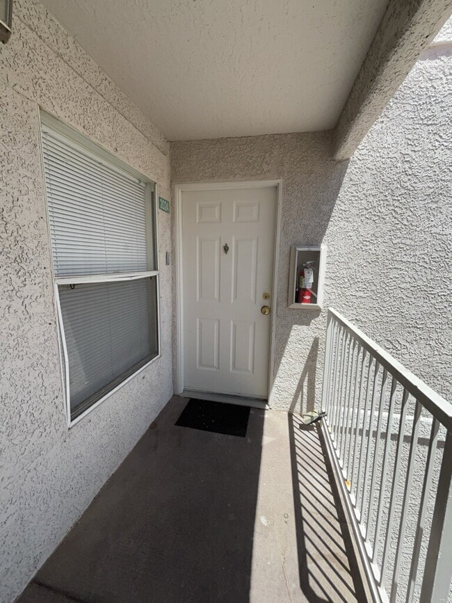 Photo - Comfortable and well-equipped 2-bedroom, 2-bathroom condo