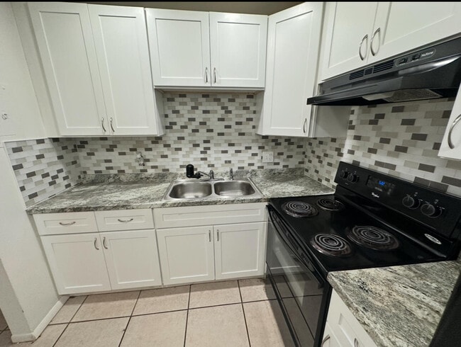 Building Photo - 6289 Lear Dr Unit 206 Rental