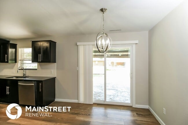 Photo - 5517 S Linn Ave