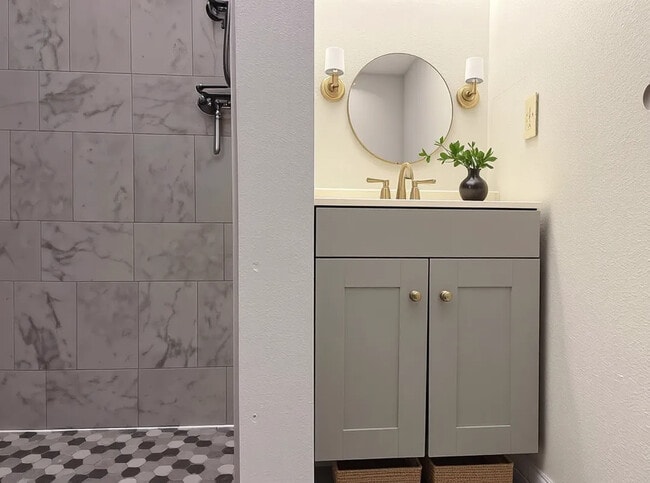 Photo - 2351 Longhorn St Unit #C