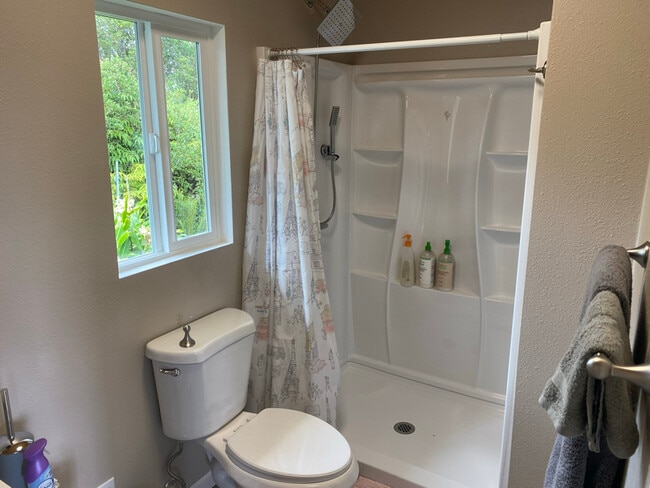 Photo - 11-1812-1812 Ahiukau St