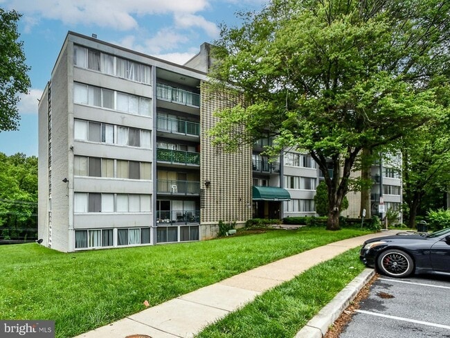 Photo - 1800 Metzerott Rd Condo Unit 401