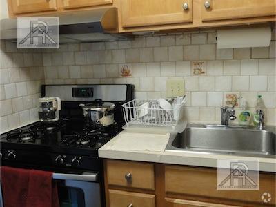 Building Photo - 2 bedroom in Brookline MA 02445 Unit 3D COPY Rental