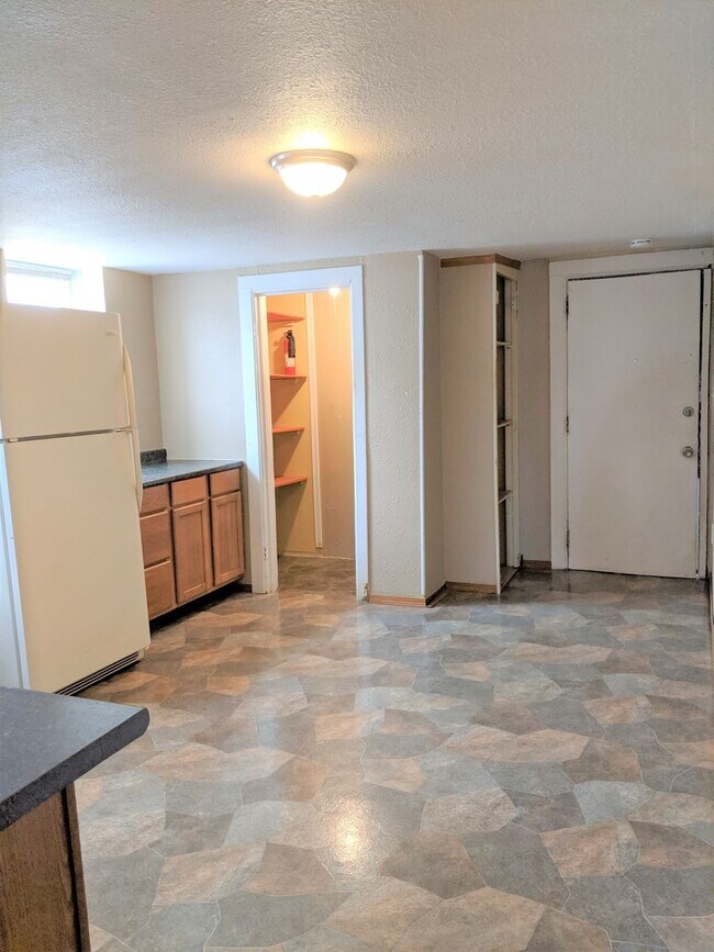 Photo - 3633 E Squire Ave Unidad Lower