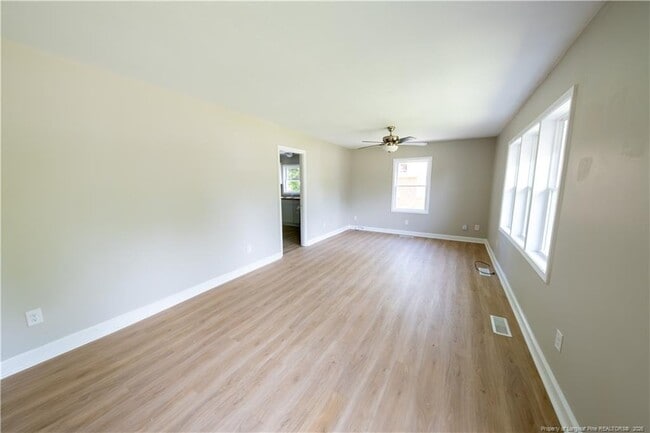 Photo - 4825 Cottonwood Dr