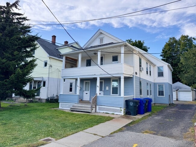 Building Photo - 132 N Elm St Unit U1 Rental