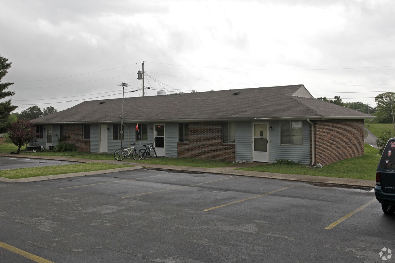 Sunny Ridge Apartments - Sunny Ridge Apartments