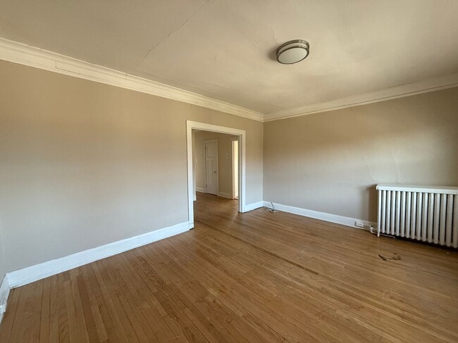 Photo - 2523-29 Webster