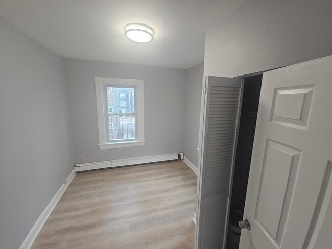 Photo - 10 Ashley St Unit #1