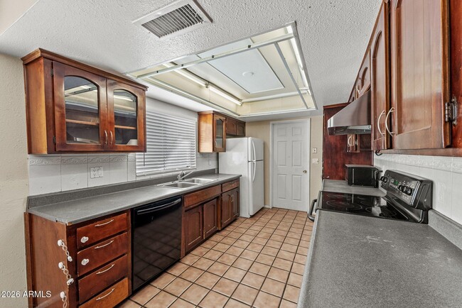 Photo - 5203 W Laurie Ln