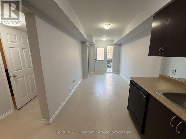 Photo - 4975 Southampton Dr Unit 277