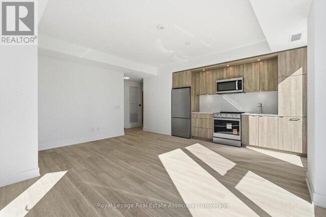 Photo - 25 Cordova Ave Unit 805