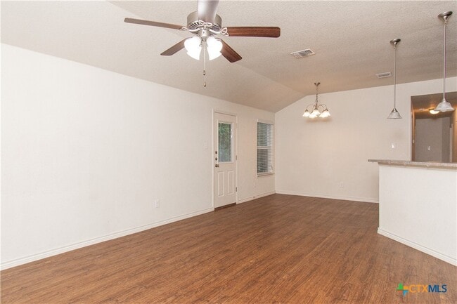 Photo - 401 Bonnie Dr
