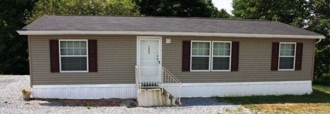 Building Photo - Double Wide Mobile Home