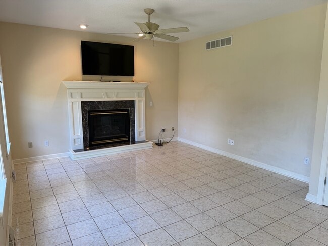Photo - 233 S Bayshore Dr