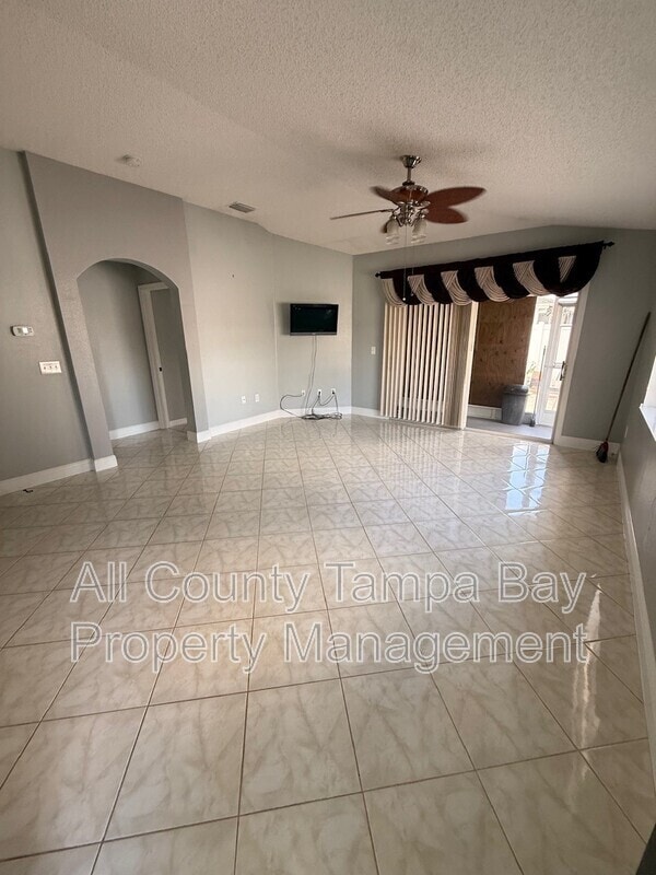 11747 Lynmoor Dr