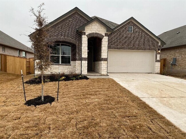Photo - 14205 Mcarthur Dr House
