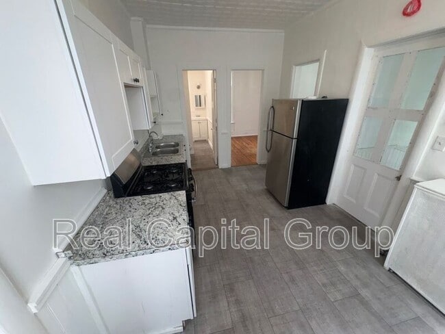 130 5th Ave Unit 2R