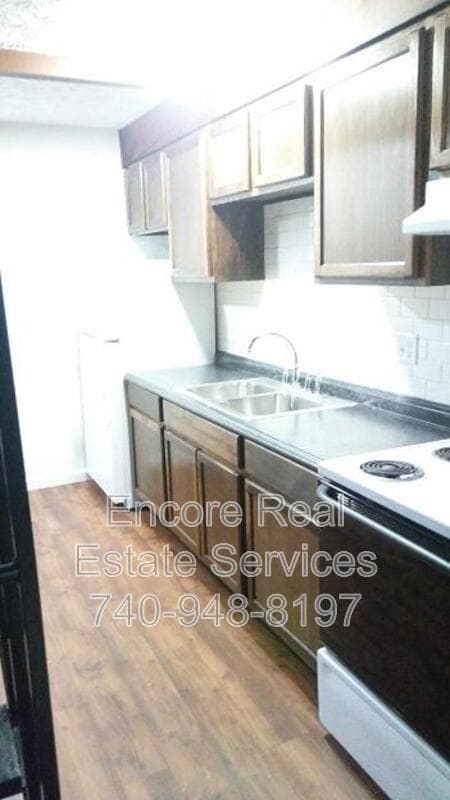 Photo - 1119 Hollander St