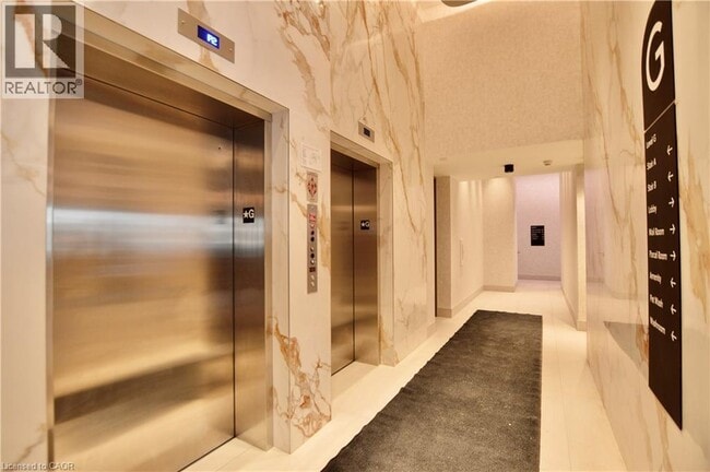 Photo - 2088 James St Unité 310