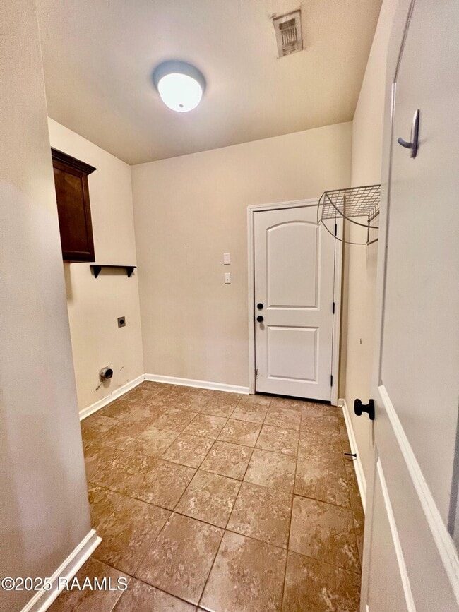 Photo - 303 Ouachita Dr