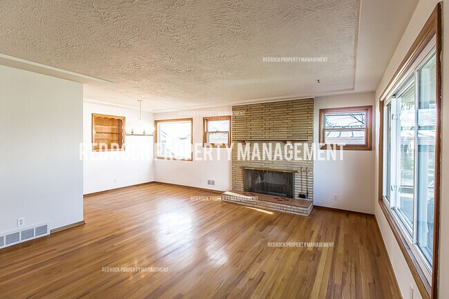 Photo - 416 N Bannen Rd