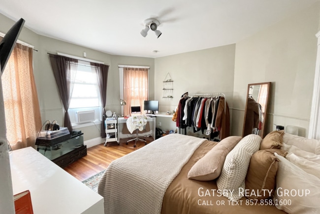 Photo - 9 Taft St Unit 1R