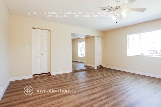 Photo - 5410 N 64th Dr