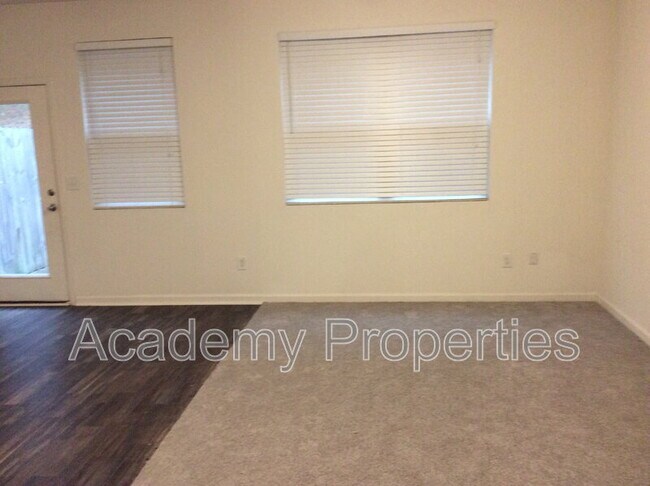 Photo - 2013 Millstream Hollow