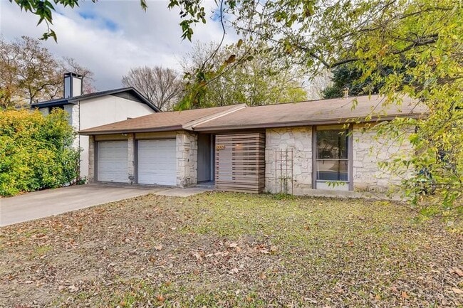 Photo - 8009 S 1st St House