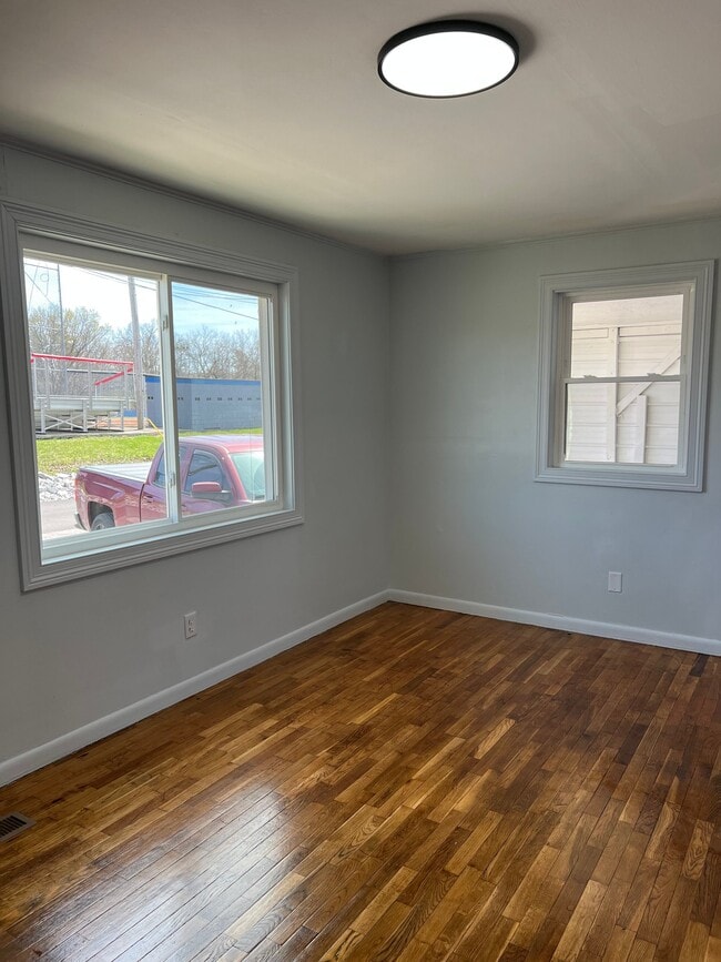 Photo - 155 Crabb Ave