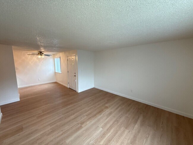 Photo - 271 Senate St NW