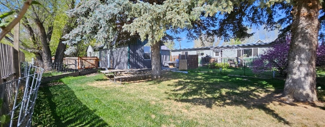 Photo - 24 E Adams St