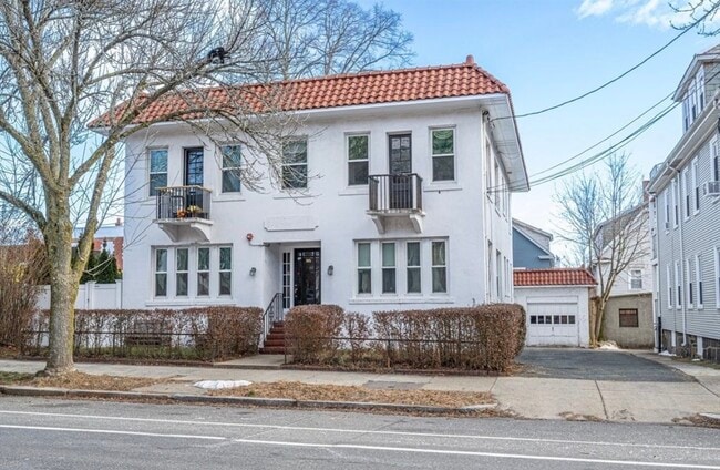 Building Photo - 185 Lafayette St Unit 1A