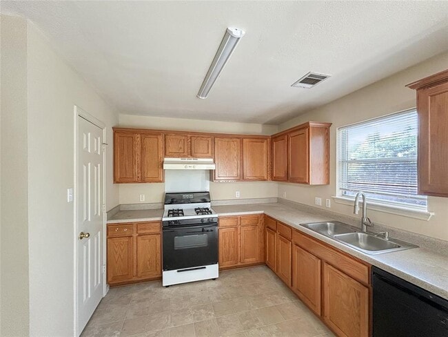 Photo - 1503 Catalina Dr