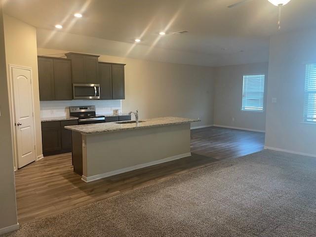 Photo - 205 Lake Rdg