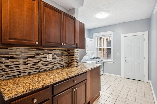 Photo - 1341 N Ashland Ave Unit 2F