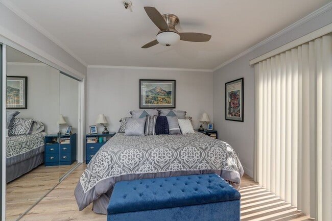 Photo - Franklin Tower