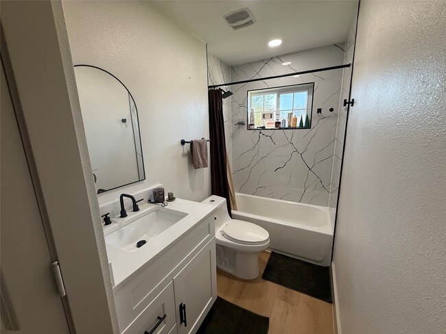 Photo - 7509 Mockingbird Ln