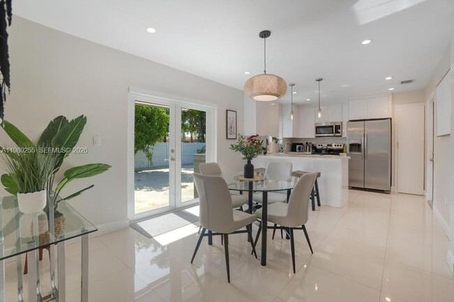 Photo - 20560 NW 17th Ave