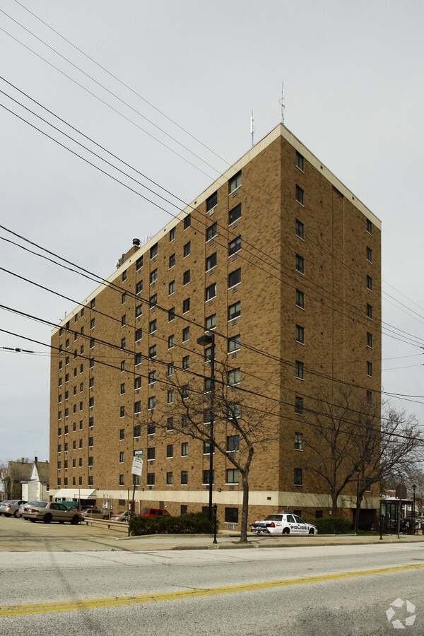 Photo - Fedor Manor Apartments