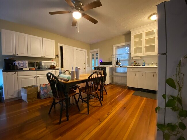 Photo - 24 Concord St Unidad 5